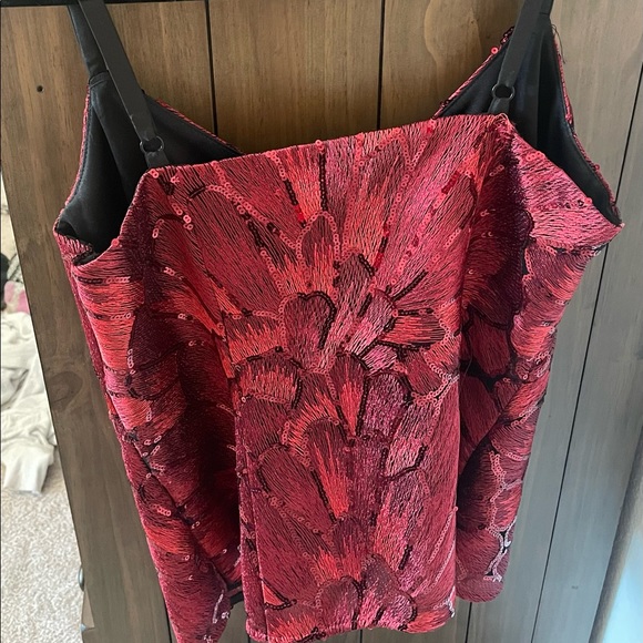 NWT Red Sequin Camisole Black House White Market NEW XS - Picture 4 of 5